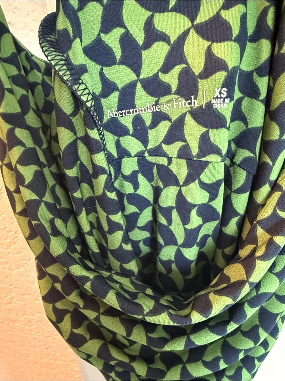 Abercrombie & Fitch Green Geometric Cowl Midi Dress - Picture 4 of 4